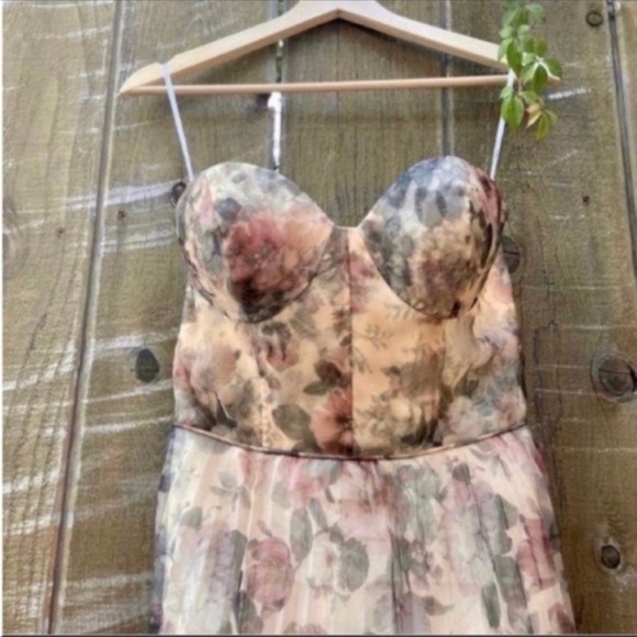 Ivory Floral Bustier Corset Organza Lace-Up Maxi Dress 🌿 - Picture 4 of 13